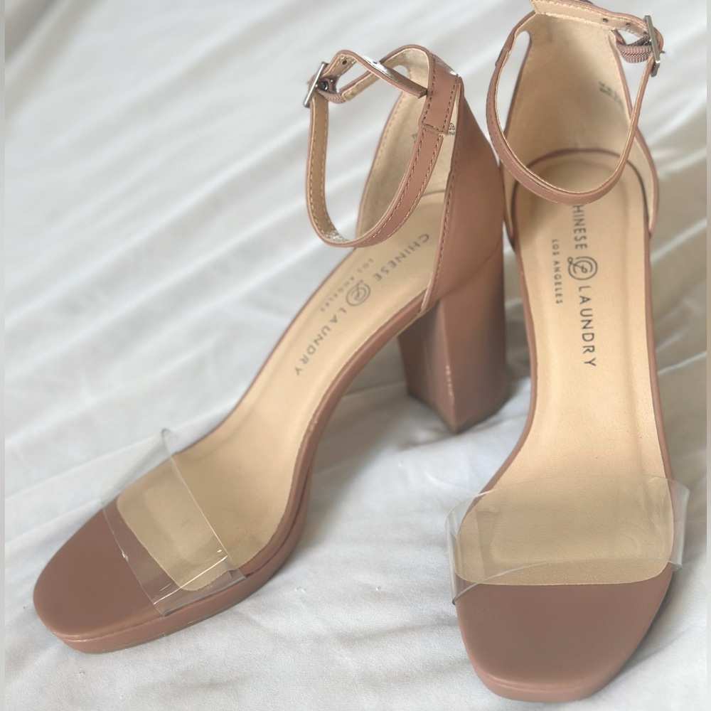 Boutique shoes size 8.5